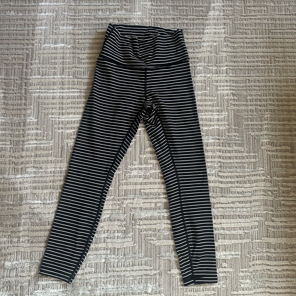 Black and White Striped Leggings
